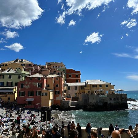 Апартаменты Moonlight In Boccadasse Генуя Экстерьер фото